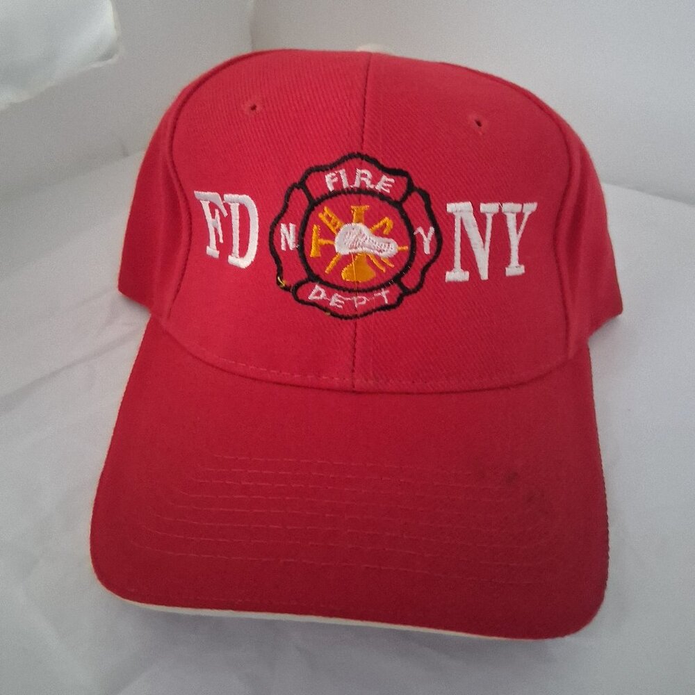 FD NY Fire Dept Embroidered Emblem Cap Color Red/White Size One size Fits NWOT